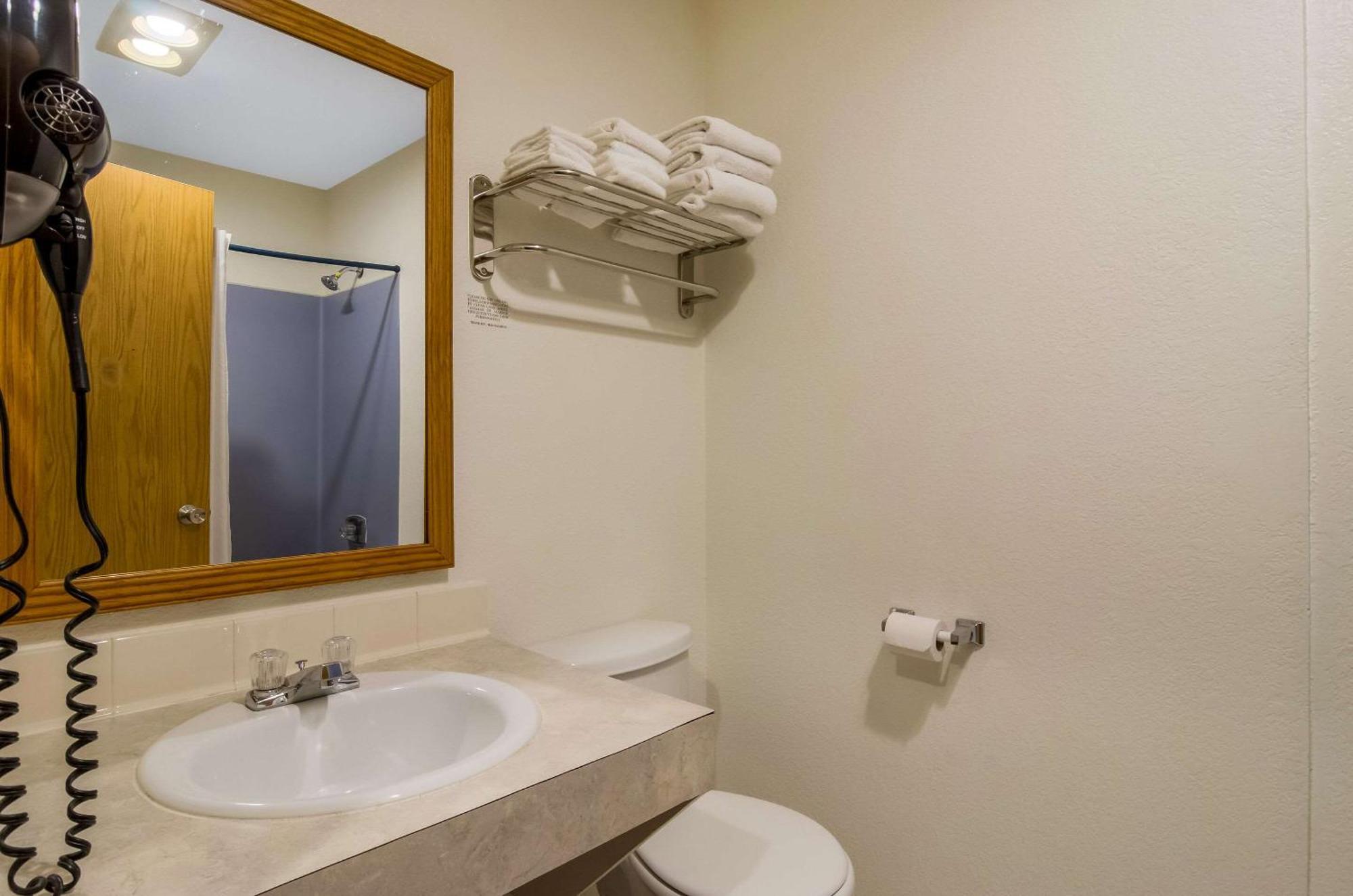 Rodeway Inn Enumclaw Mount Rainier-Crystal Mountain Area מראה חיצוני תמונה